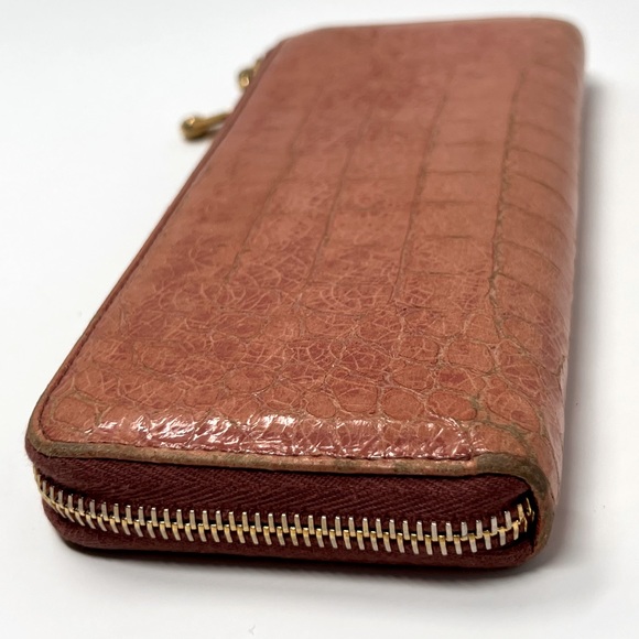 Authentic MIU MIU Croc Embossed Pink Leather Zip Long Wallet Clutch - Picture 3 of 15